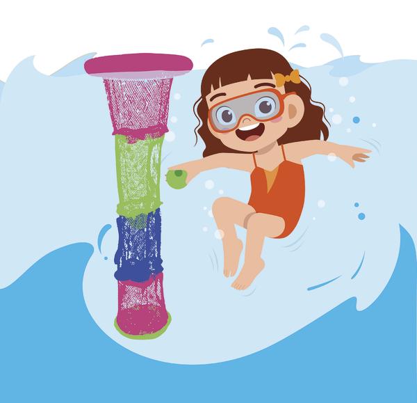 Mädchen mit Schwimmbrille spielt im Wasser mit buntem Wurfspielkorb.