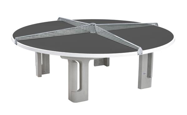 Runder Outdoor-Tischtennistisch mit Netz und robusten Betonbeinen für den Außenbereich.